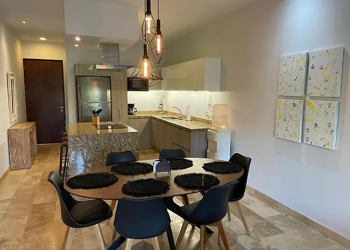 Penthouse 3br Only 1 Mile From Apartamento Tulum
