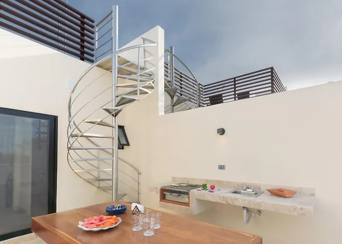 Penthouse 3br Only 1 Mile From Apartamento *