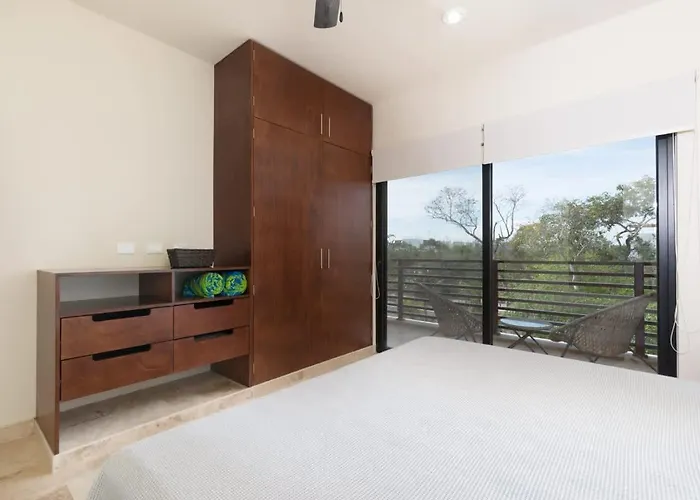 Penthouse 3br Only 1 Mile From Tulum